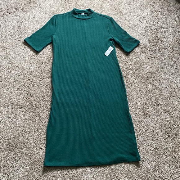 NWT Womens Small Old Navy Sweater Short Sleeve Dress in Emerald Green - Picture 2 of 4